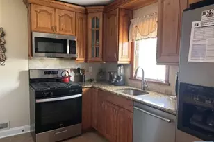 403 Van Luyn Terrace 1, Saddle Brook Township, NJ 07663 - Photo 14