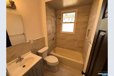 151 Washington Avenue 2L #2L, Kearny, NJ 07032 - Photo 10
