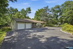 109 Fresh Ponds Rd, Monroe Township, NJ 08831 - Photo 40
