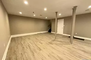 1047 Cambridge Ct 1047, Mahwah, NJ 07430 - Photo 20