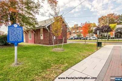 45 E Emerson Plaza 2 #2, Emerson, NJ 07630 - Photo 20