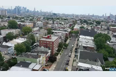154 Bowers Street 2D #2D, Jersey City, NJ 07307 - Photo 16