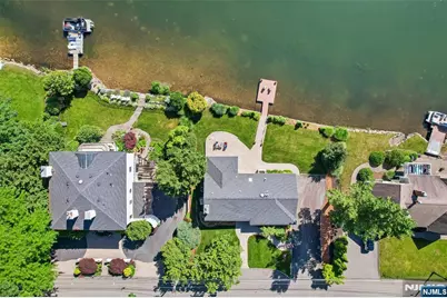 1050 W Pines Lake Drive, Wayne, NJ 07470 - Photo 46
