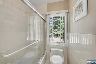 151 Broadview Terrace, Paramus, NJ 07652 - Photo 12