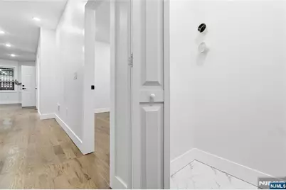 57 Montgomery Avenue, Newark, NJ 07108 - Photo 26