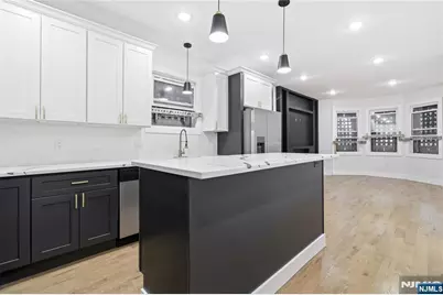57 Montgomery Avenue, Newark, NJ 07108 - Photo 6