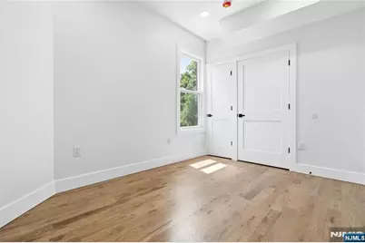 57 Montgomery Avenue, Newark, NJ 07108 - Photo 12