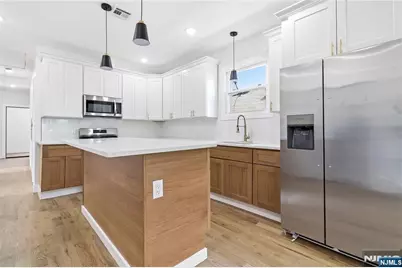 57 Montgomery Avenue, Newark, NJ 07108 - Photo 4