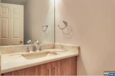 124 Panorama Drive, Edgewater, NJ 07020 - Photo 6
