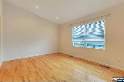 124 Panorama Drive, Edgewater, NJ 07020 - Photo 20
