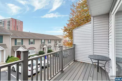 124 Panorama Drive, Edgewater, NJ 07020 - Photo 14