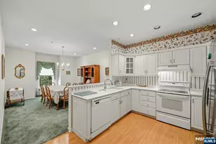 2 Richmond Road 302, West Milford, NJ 07480 - Photo 18