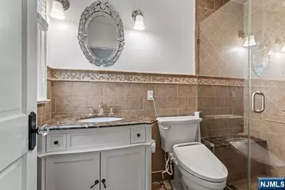 66 Crescent Avenue, Cliffside Park, NJ 07010 - Photo 16