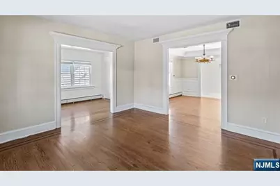 66 Crescent Avenue, Cliffside Park, NJ 07010 - Photo 6