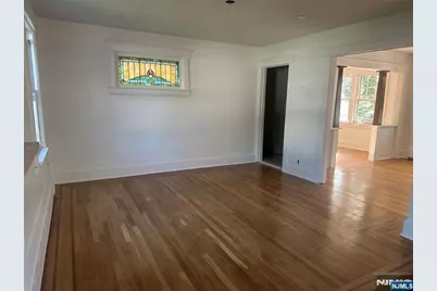 542 Prospect Avenue, Ridgefield, NJ 07657 - Photo 14