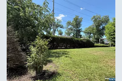 367 Charles Street Apt 1 #Apt 1, New Milford, NJ 07646 - Photo 16