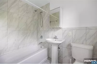 203 E Ruby Avenue A #A, Palisades Park, NJ 07650 - Photo 14