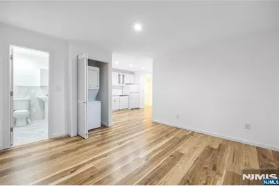 203 E Ruby Avenue A #A, Palisades Park, NJ 07650 - Photo 6