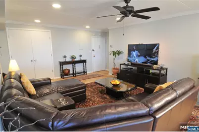 250 Gorge Road 28-I #28-I, Cliffside Park, NJ 07010 - Photo 4