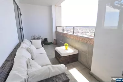 250 Gorge Road 28-I #28-I, Cliffside Park, NJ 07010 - Photo 16