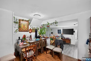 464 Tulane Ct, Paramus, NJ 07652 - Photo 4