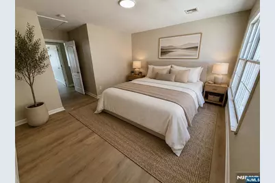 16 E Kinney Street, Newark, NJ 07102 - Photo 20