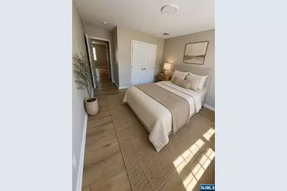 16 E Kinney Street, Newark, NJ 07102 - Photo 22