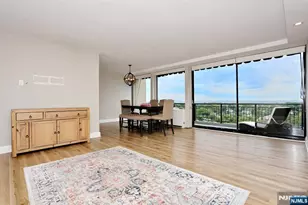2 Horizon Road 1414, Fort Lee, NJ 07024 - Photo 6