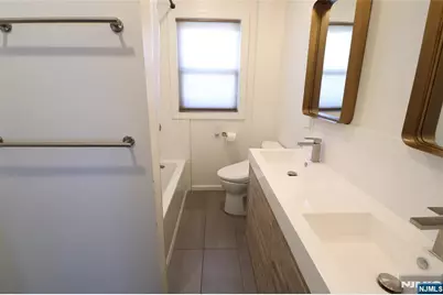 29 Cleveland Place, Palisades Park, NJ 07650 - Photo 24