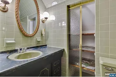 352 Wilson Avenue, Lyndhurst Township, NJ 07071 - Photo 18