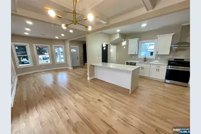 340 Watson Avenue, Lyndhurst Township, NJ 07071 - Photo 12