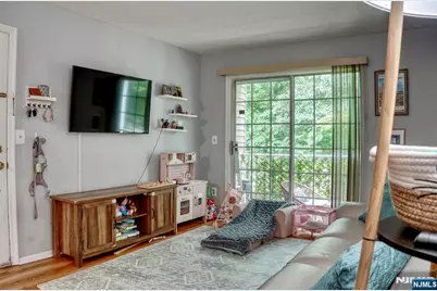 388 Poets Way, Mahwah, NJ 07430 - Photo 12