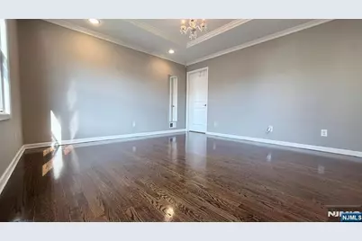 35 Orchard Street, Elmwood Park, NJ 07407 - Photo 18