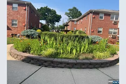 300 E Homestead Avenue B 8 #B 8, Palisades Park, NJ 07650 - Photo 24