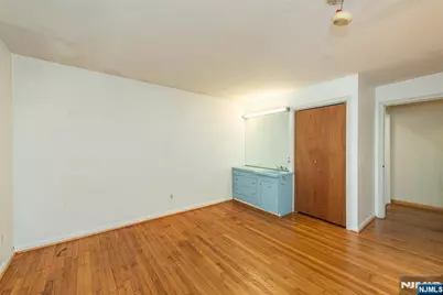 77 E Lake Drive, Wayne, NJ 07470 - Photo 20