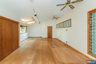 77 E Lake Dr, Wayne, NJ 07470 - Photo 8