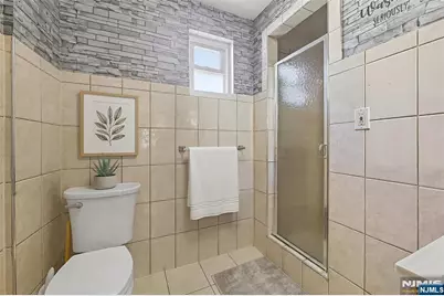 340 Madison Avenue, New Milford, NJ 07646 - Photo 10