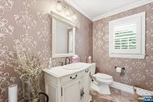 58 Mackay Ave, Waldwick, NJ 07463 - Photo 10