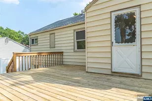 25 Lakeview Dr, Emerson, NJ 07630 - Photo 36