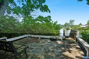 1009 Lakeside Dr, Vernon, NJ 07422 - Photo 30