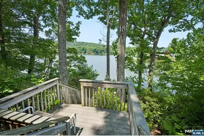 1009 Lakeside Drive, Vernon, NJ 07422 - Photo 28
