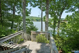 1009 Lakeside Dr, Vernon, NJ 07422 - Photo 28