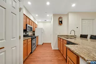 189 Forest Ave 211, Paramus, NJ 07652 - Photo 12