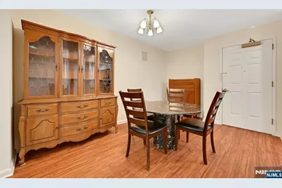 189 Forest Avenue 211 #211, Paramus, NJ 07652 - Photo 8
