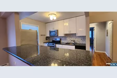 32 Knox Terrace 1D #1D, Wayne, NJ 07470 - Photo 8