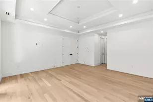 244 Washington Pl, Paramus, NJ 07652 - Photo 34