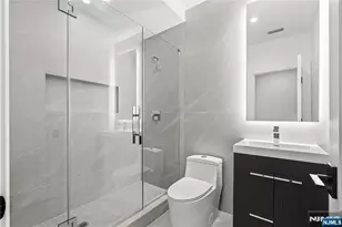 244 Washington Pl, Paramus, NJ 07652 - Photo 46