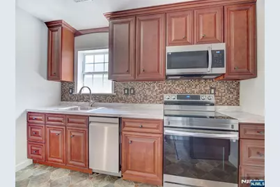 60 Montague Place 2 #2, Montclair, NJ 07042 - Photo 12
