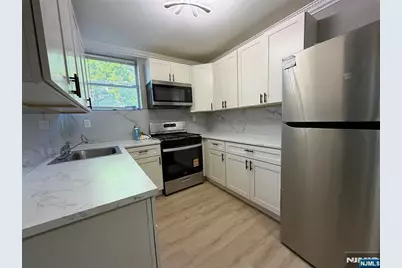 9066 Palisade Plaza, Cliffside Park, NJ 07010 - Photo 1