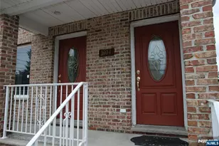 1604 John Street 2, Fort Lee, NJ 07024 - Photo 2